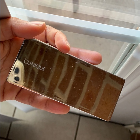 Clinique eyeshadow palette - Picture 2 of 3